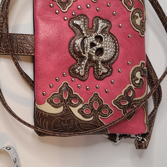 Pink and brown skull shoulder/wrist purse - Picture 2 of 8